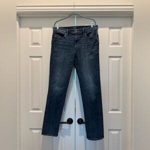 J. Crew Men’s Straight Signature Flex Jeans - Med/Dark wash, size 34